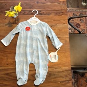 Magnetic snap baby onesie